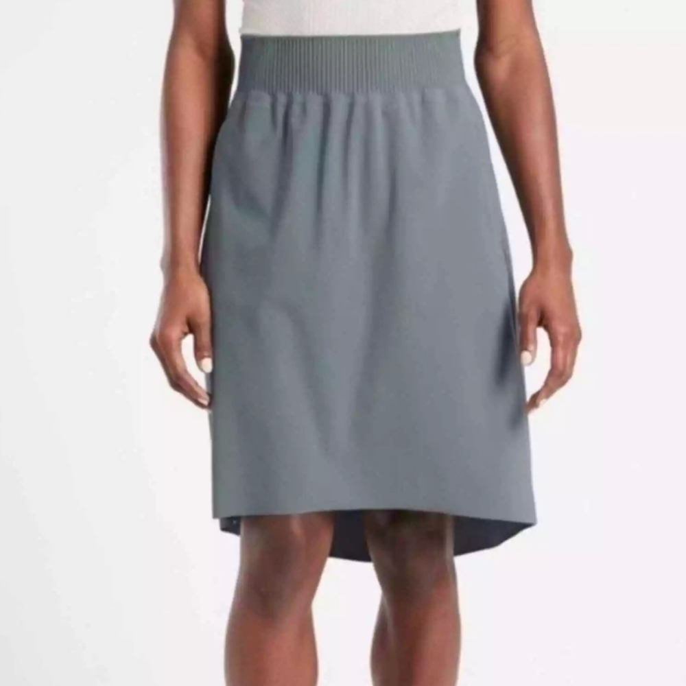 Athleta Cosmic Skirt Metropolis Gray Blue Hi Low Hem Size Small Pull On Athletic